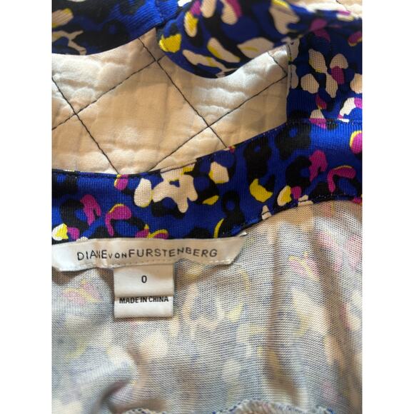 Diane von Furstenberg women's Floral open Back Maxi Wrap Dress Size 0 - Picture 3 of 3